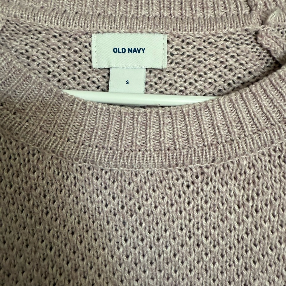 Old Navy Women's Cream Sweater